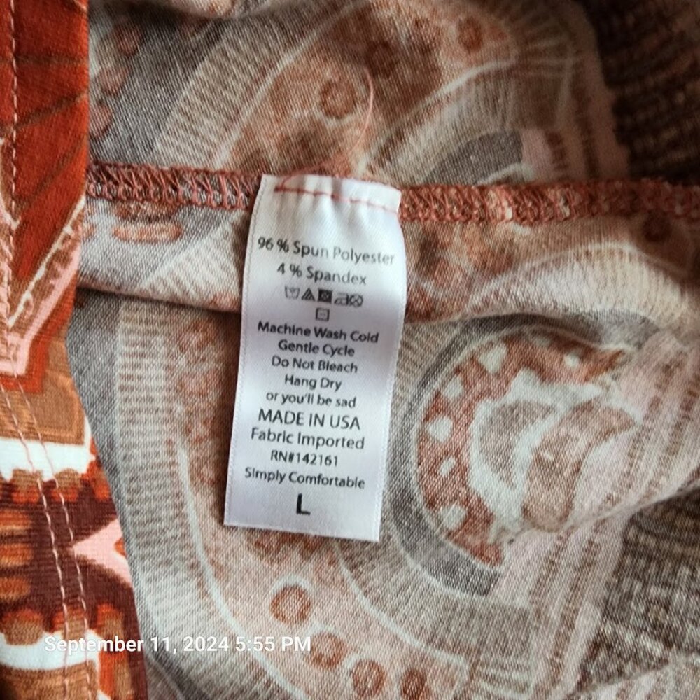 LuLaRoe Women's Madison Skirt Large Pull On Pleated Pockets Multicolor Geometric - Picture 7 of 9